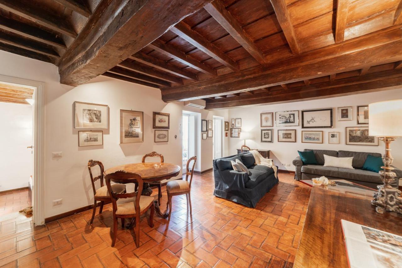 Domus Quiritum Charming, Appartamento D'Epoca A Campo De' Fiori Rome Exterior photo