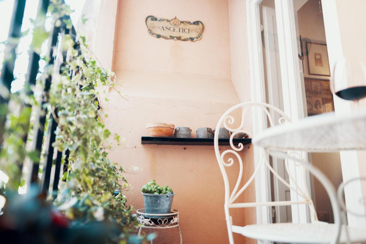 Domus Quiritum Charming, Appartamento D'Epoca A Campo De' Fiori Rome Exterior photo